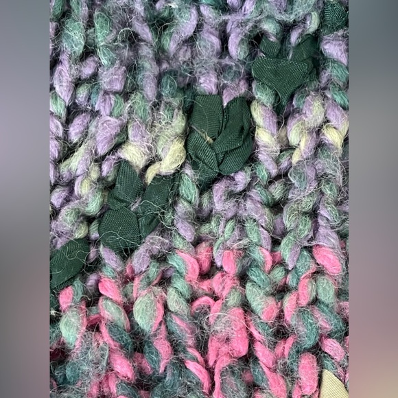 Chunky knit wool cardigan sweater. Handmade. 22” pit to pit 21” long. - Picture 9 of 10